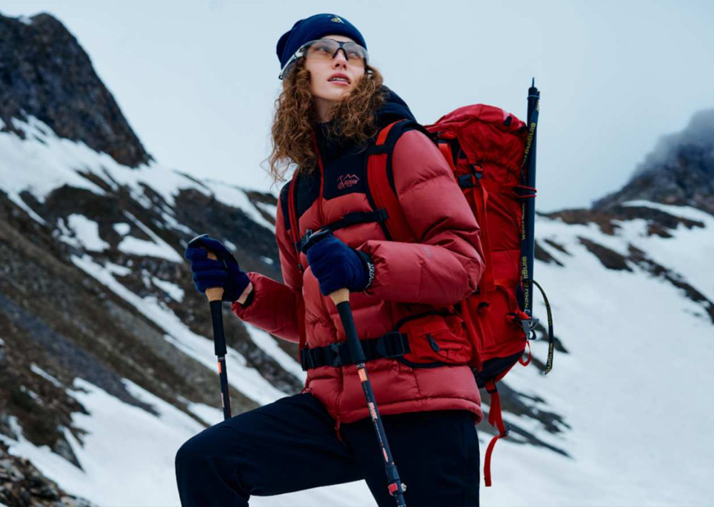 Exploring the Unknown Peaks: Choose Your Suitable Mountaineering Suit